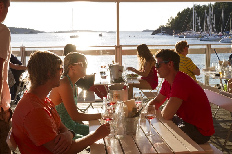 Dining in the archipelago_Photo_Henrik Trygg_Low-res